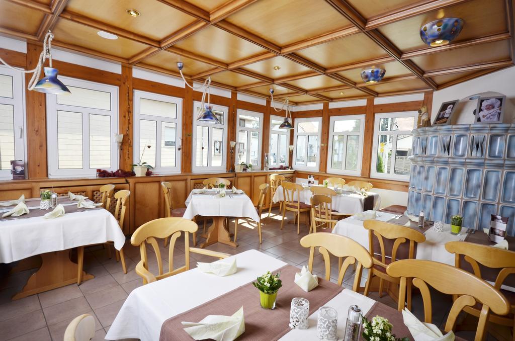 Hotel Zur Schmiede アルスフェルト エクステリア 写真